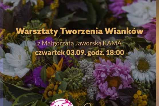 Warsztaty tworzenia wianków w Domu Pomiędzy