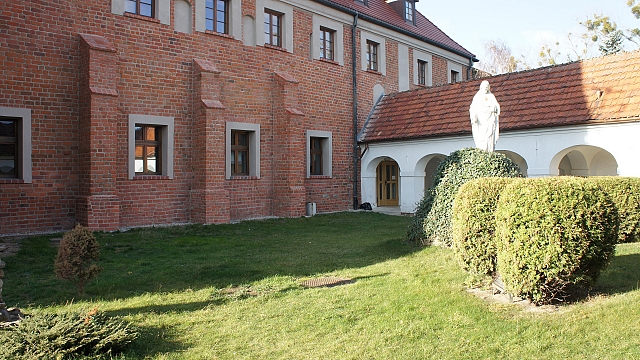 Klasztor Misjonarzy Świętej Rodziny w Kazimierzu Biskupim