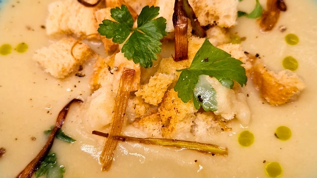 Epicka cafe & cocktail bar